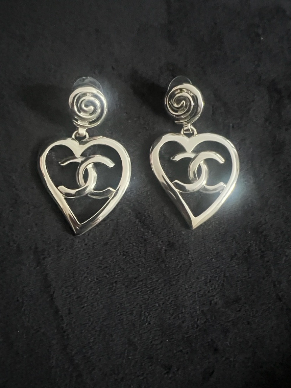 CHANEL Silver Open Heart CC Drop Earrings